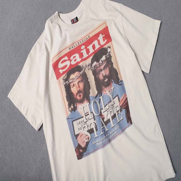 Vintage Portrait Print & Red Slogan Short Sleeve Cream - Picture 6 of 11